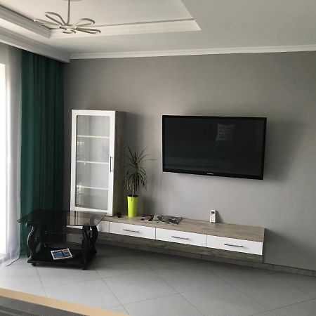 Апартаменты У Софиевского Парка, Тищика 6-Б Umanʼ Exteriér fotografie
